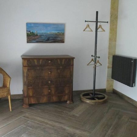 Villa Grange La Bigarderie à Blaye Extérieur photo