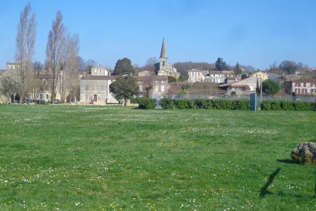 Villa Grange La Bigarderie à Blaye Extérieur photo
